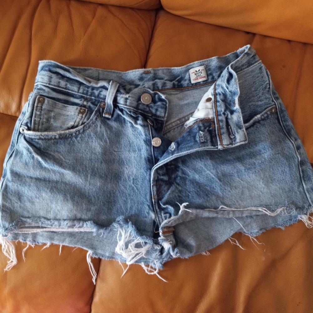 Levi button up shorts
